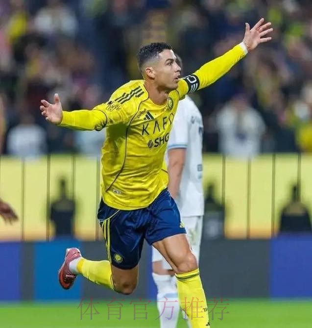 3-0!40岁C罗里程碑战双响 率队10战全胜+4分领跑 1年40球创纪录 3-0!40岁C罗里程碑战双响 率队10战全胜+4分领跑 1年40球创纪录